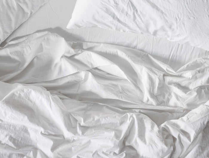 Organic Crinkle Percale Sheets in Alpine White_Coyuchi