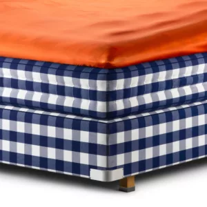 Satin Pure Fitted Sheet on Bed_180x210+30cm_Tangerine_Hastens