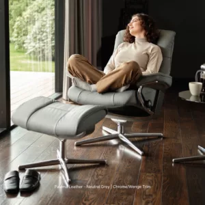 Mayfair Cross Chair & Ottoman_Paloma Neutral Grey_Chrome-Wenge Finish_Lifestyle_Stressless