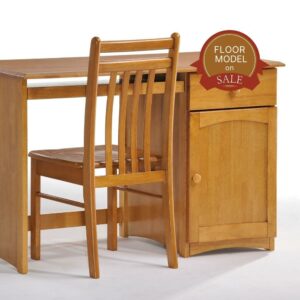 Clove Chair Medium Oak-Floor Model