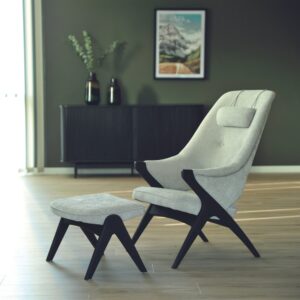 Bravo Chair with Headrest Pillow & Ottoman_Fjords Lifestyle