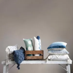 Stonewashed Ogee Pillow with Fringe_Cream-Blue_Lifestyle_Creative Co-Op