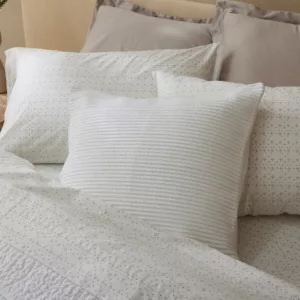 Marshall Organic Pillow Cover_Alpine White_LIfestyle_Coyuchi