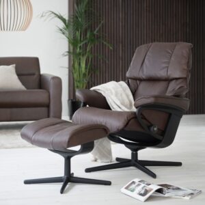 Reno Cross Chair & Ottoman_Paloma Lthr-Chocolate_BlackBlack BaseLifestyle_Stressless